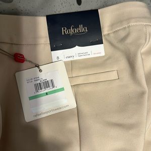 Slim ankle .size 8 .curvy fit with defied waist, high back rise.